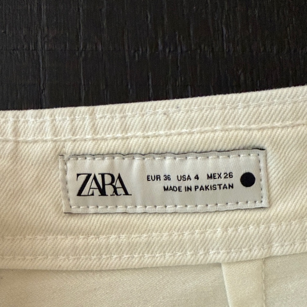 Zara Off-White Trousers